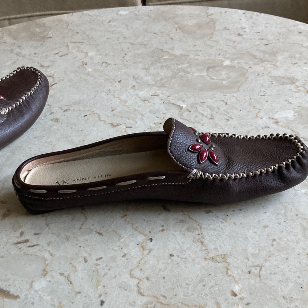 Brown Leather Loafers with Red Embellishments - Picture 6 of 6